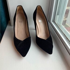 Angari Elegant Black Velvet Women's Heels Size 38 from Spain